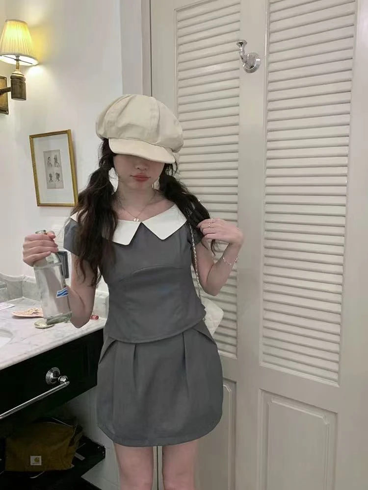 蓓蕾少女灰色娃娃领洋气衬衫ol女夏设计感a字短裙显瘦两件套装