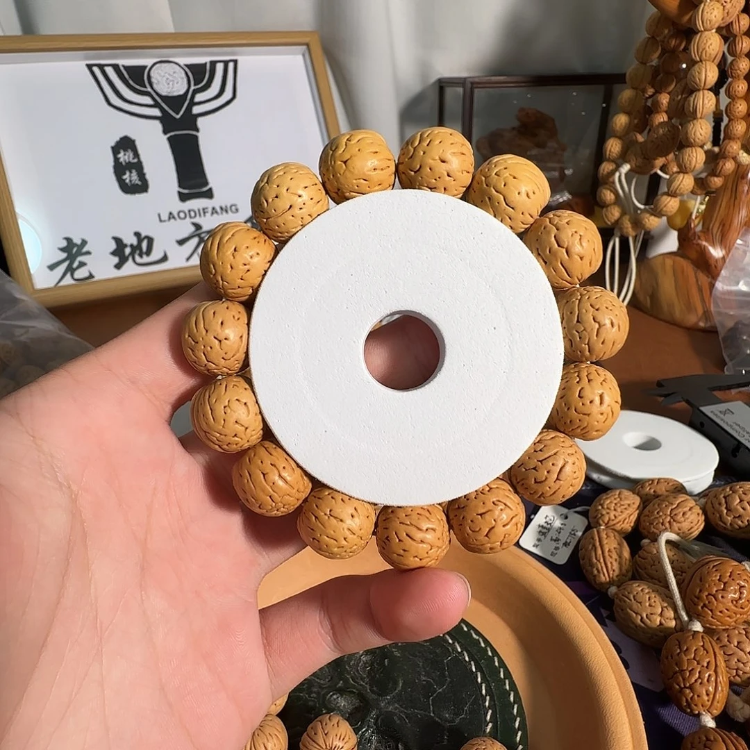 B***₄吊坠桃核盘锦奶油核龙猫16手串体验款