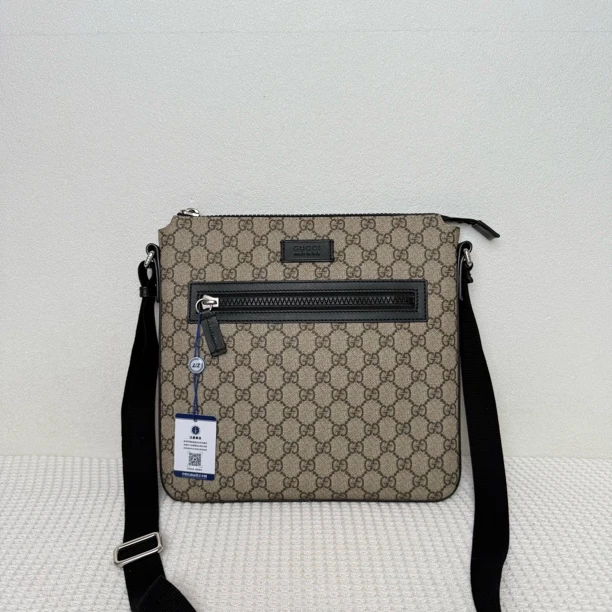 99新 GUCCI/古驰 98新/5937男士时尚休闲棕老花单肩包