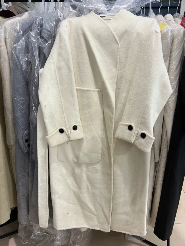 002羊毛大衣特价