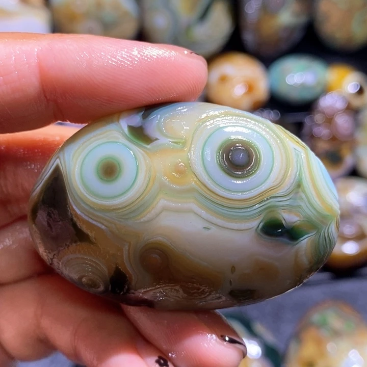 玛瑙/玉髓玛瑙吊坠未镶嵌