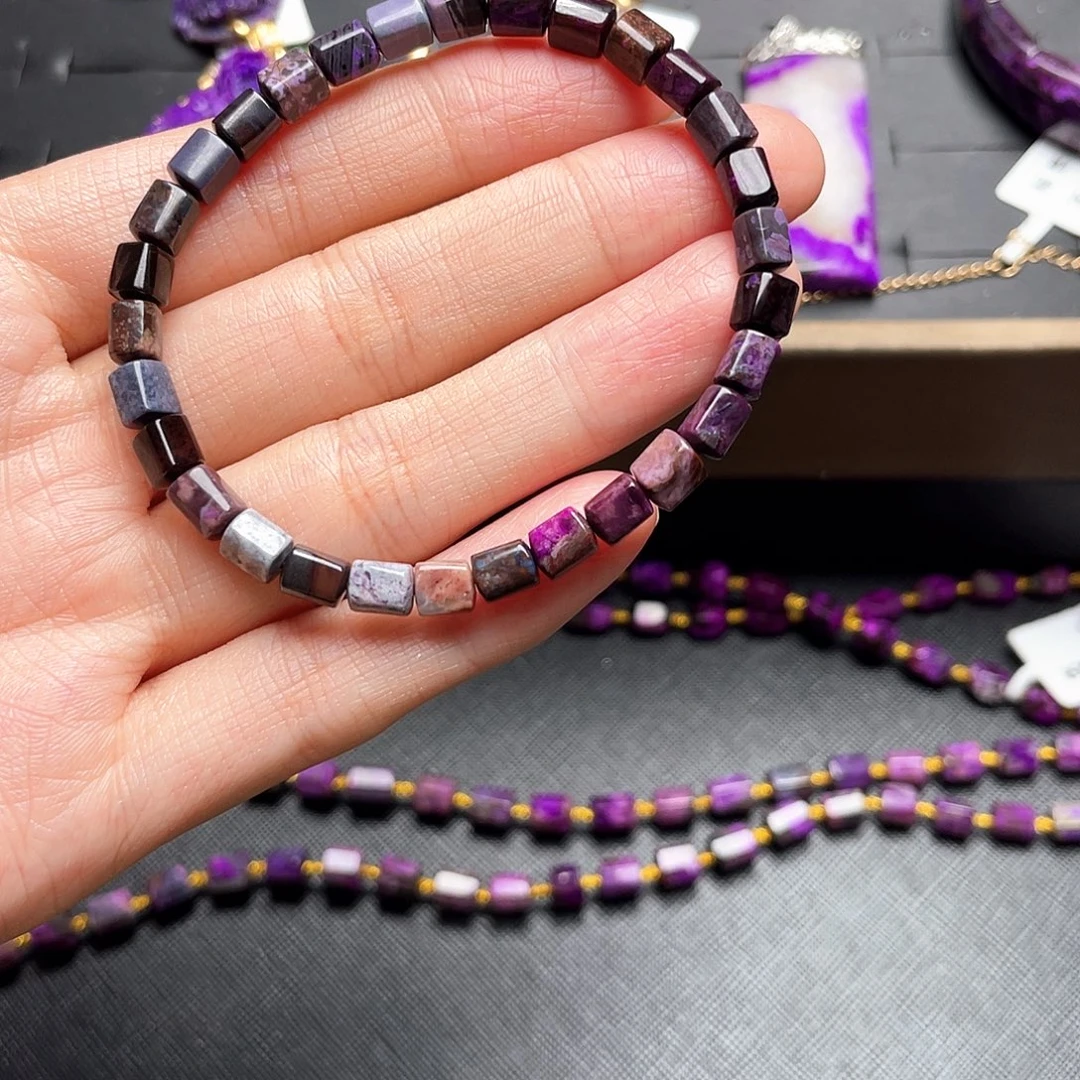 得***g苏纪石（舒俱来）未镶嵌手链