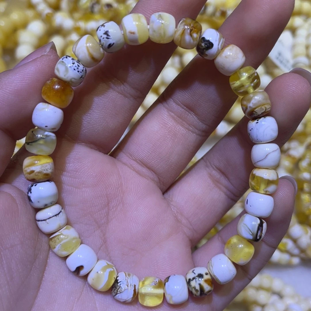 蜜蜡未镶嵌珠宝奇石7.7m