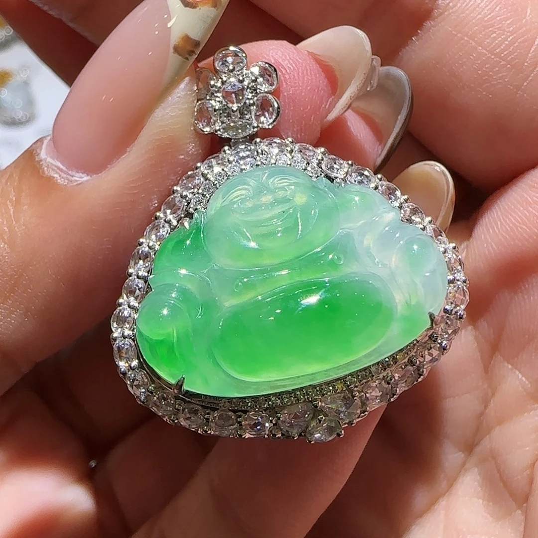 【闪购商品】颈饰18K金镶嵌翡翠天然