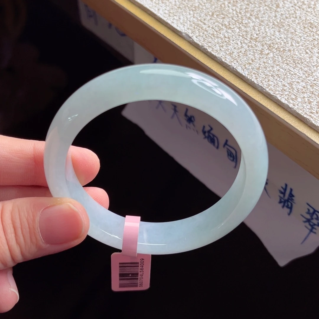 翡翠未镶嵌手镯手镯
