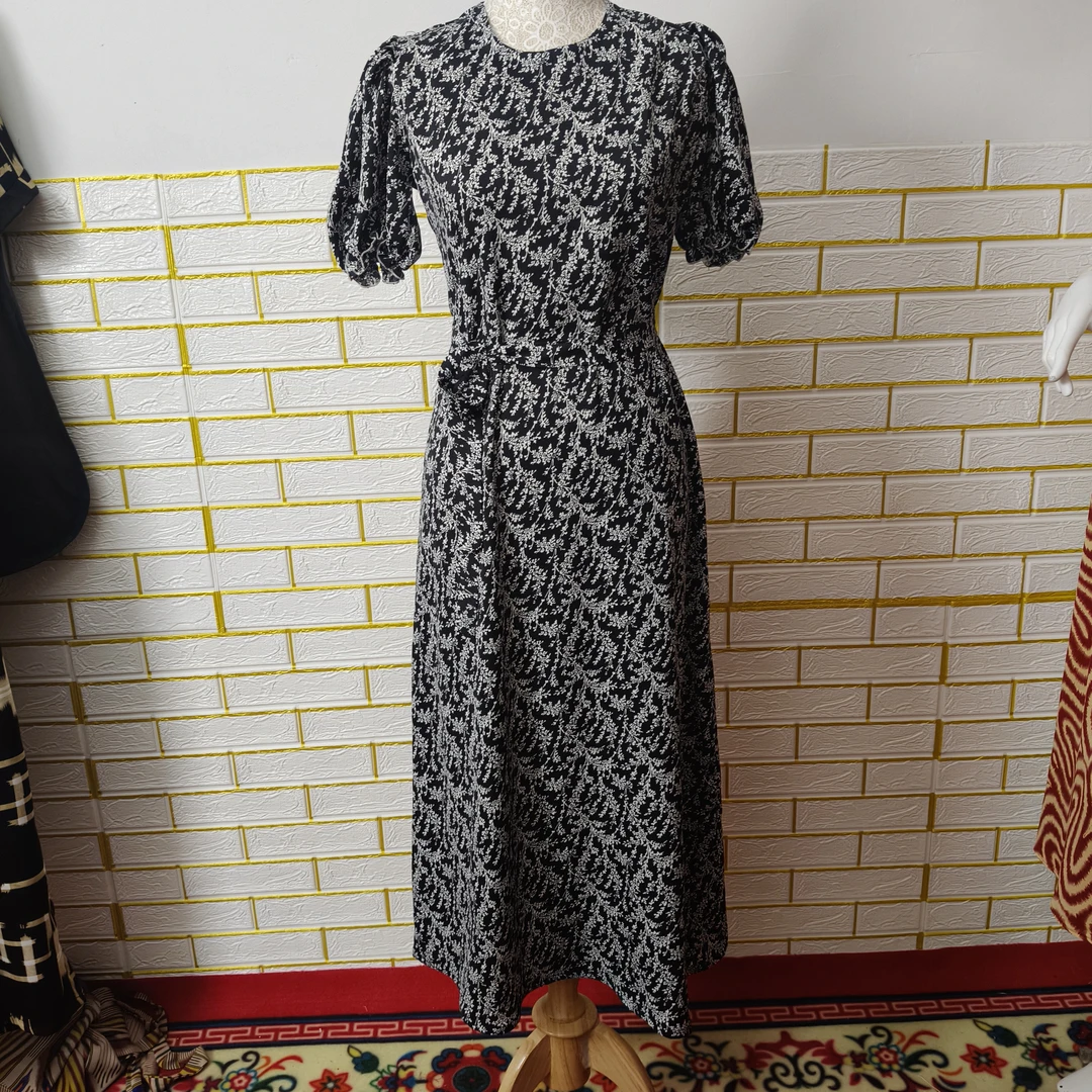 新款夏季法式碎花短袖长裙高级显瘦度假必备