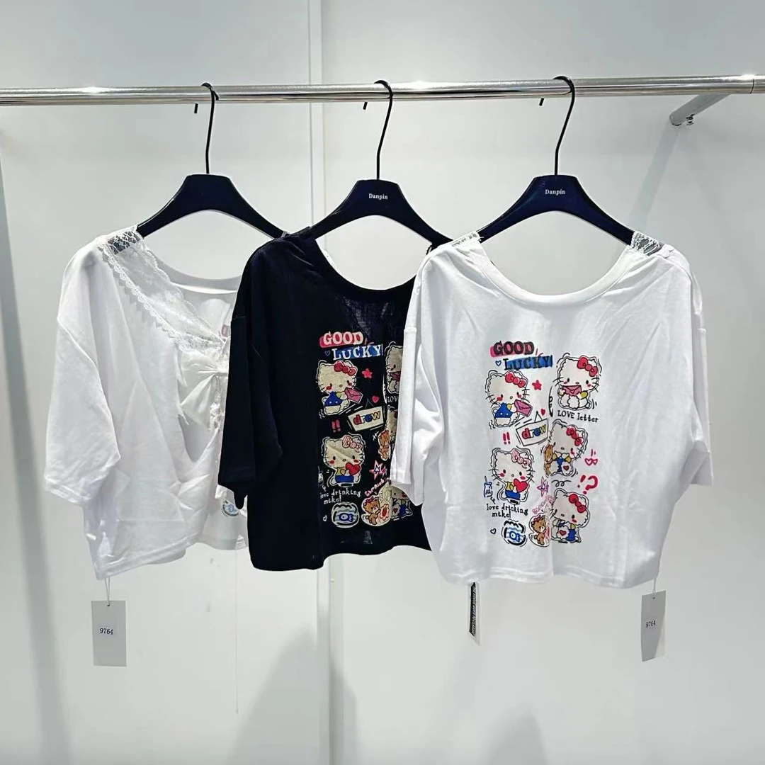 【王小小9764】小K猫露背T恤时尚百搭上衣