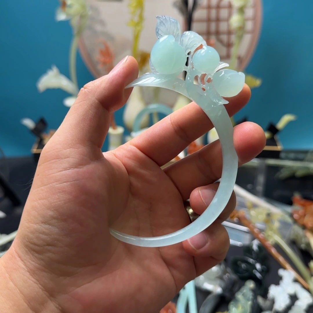 幸***临蛇纹石玉未镶嵌发饰