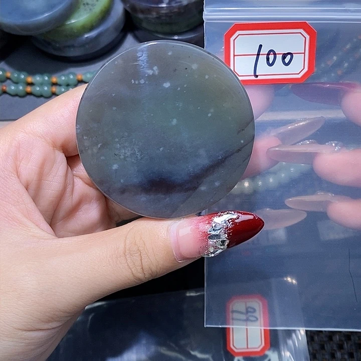 和田玉和田玉边角料随机发未镶嵌