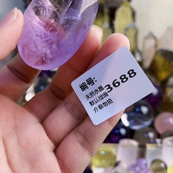 衣***萦颈饰未镶嵌水晶手握