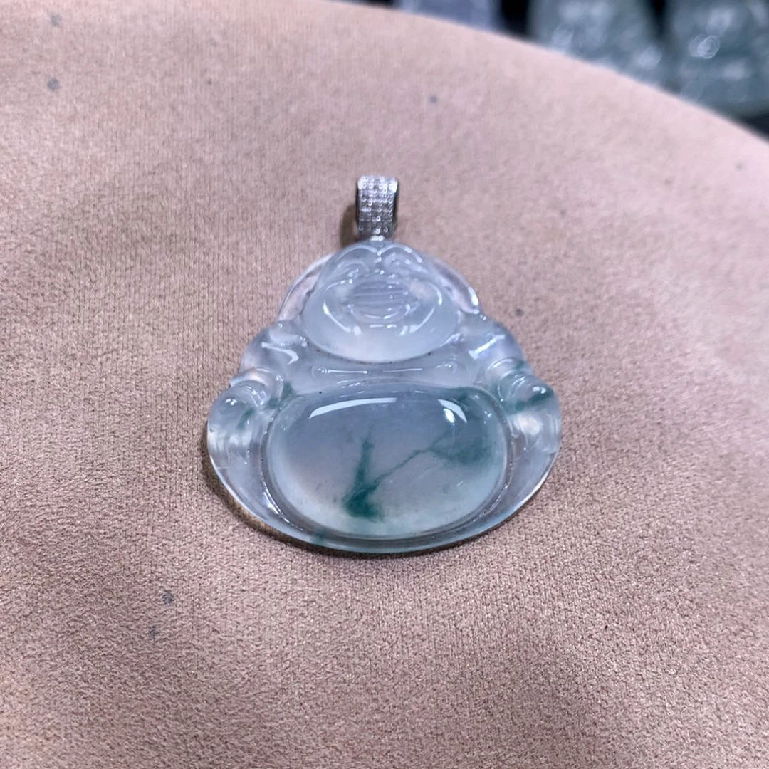 翡翠18K金镶嵌颈饰缅甸翡翠