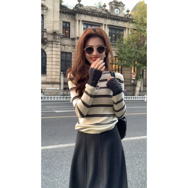 韩版撞色袖拼接条纹针织衫女2025秋冬新款修身打底衫百搭长袖上衣