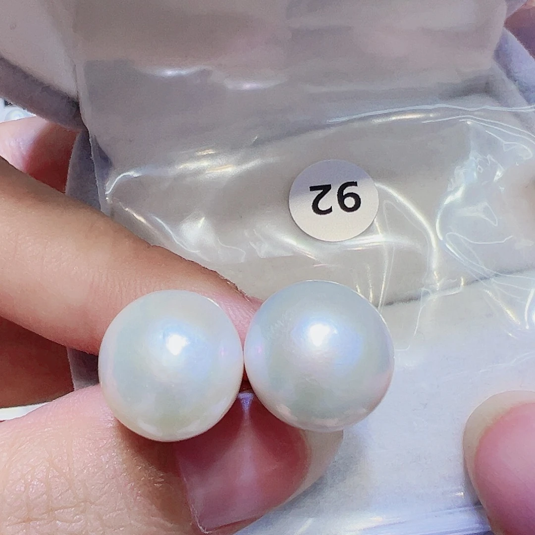 银S925镶嵌耳饰淡水珍珠