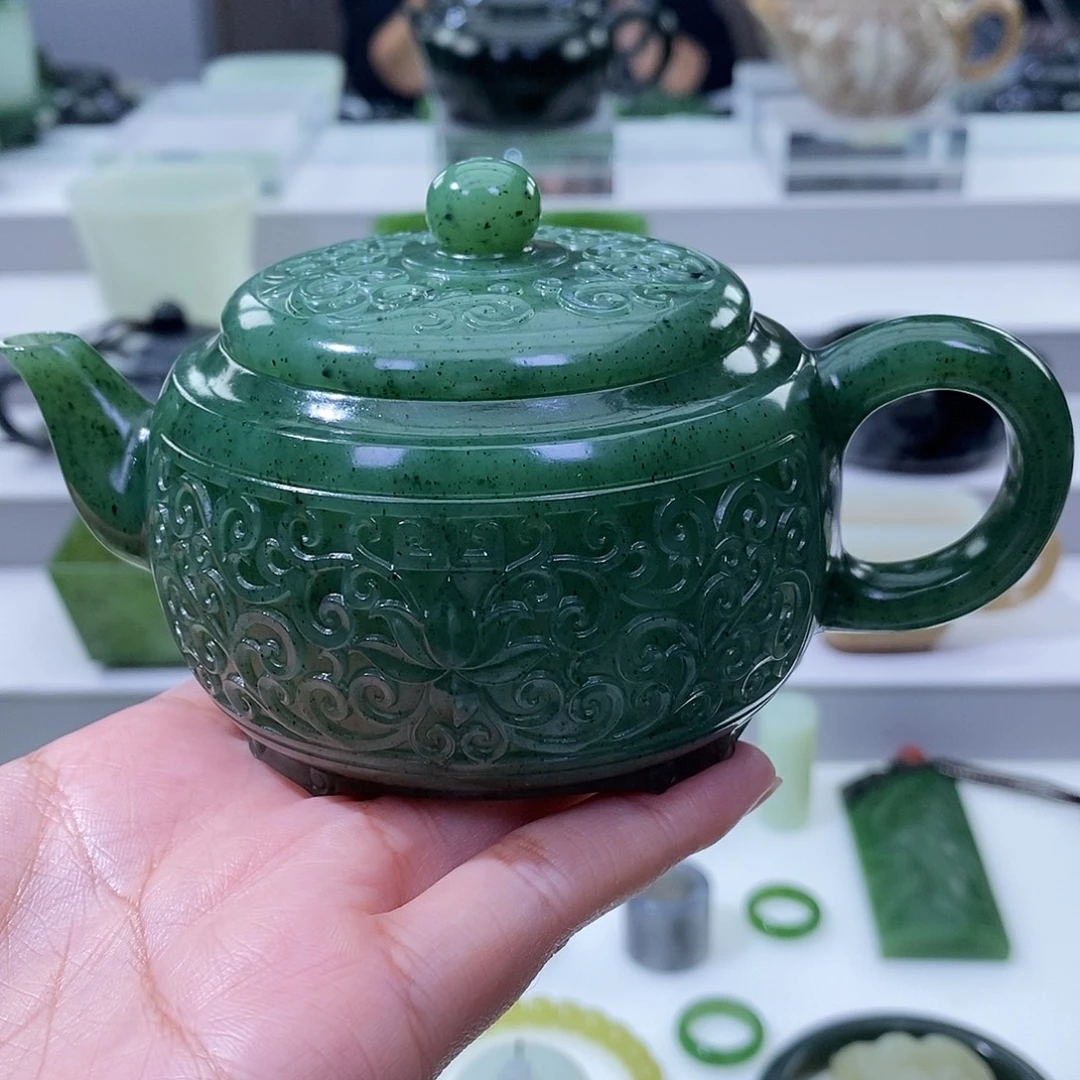 馨***畅和田玉未镶嵌挂件茶壶