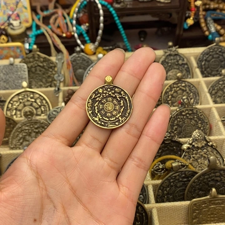 李***莹藏式风格小九宫八卦牌