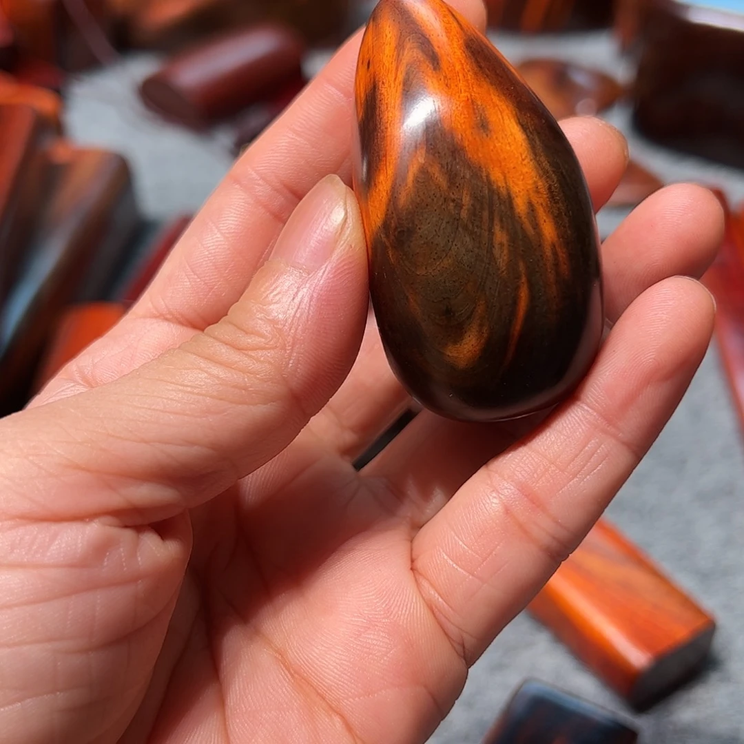 素***粉交趾黄檀（大红酸枝）