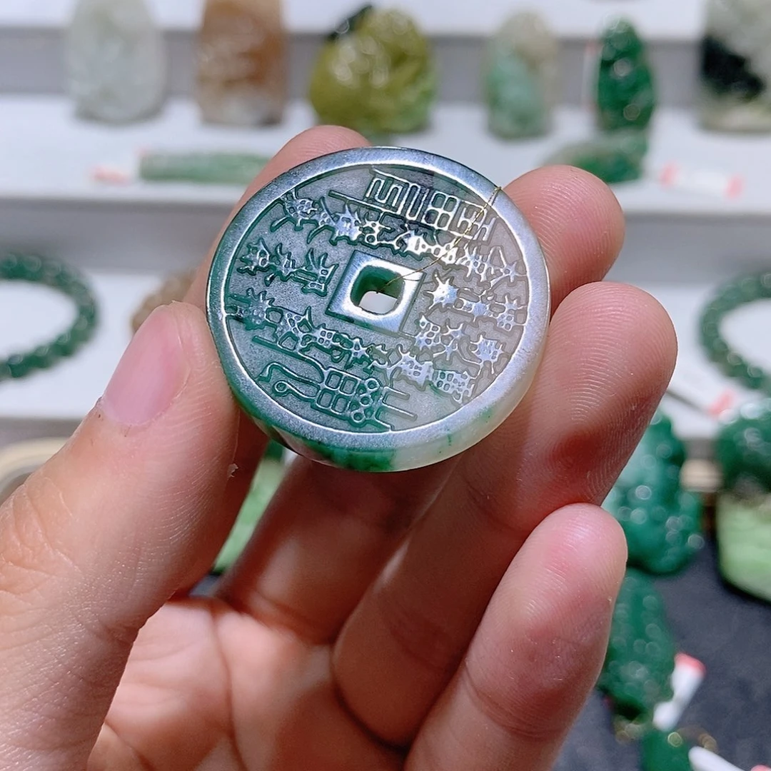 大***牛独山玉未镶嵌挂件