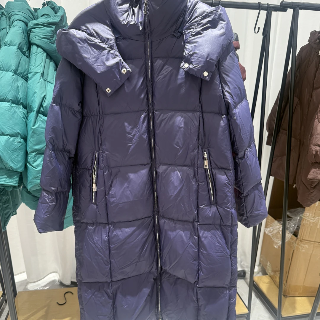 新款长款羽绒服时尚