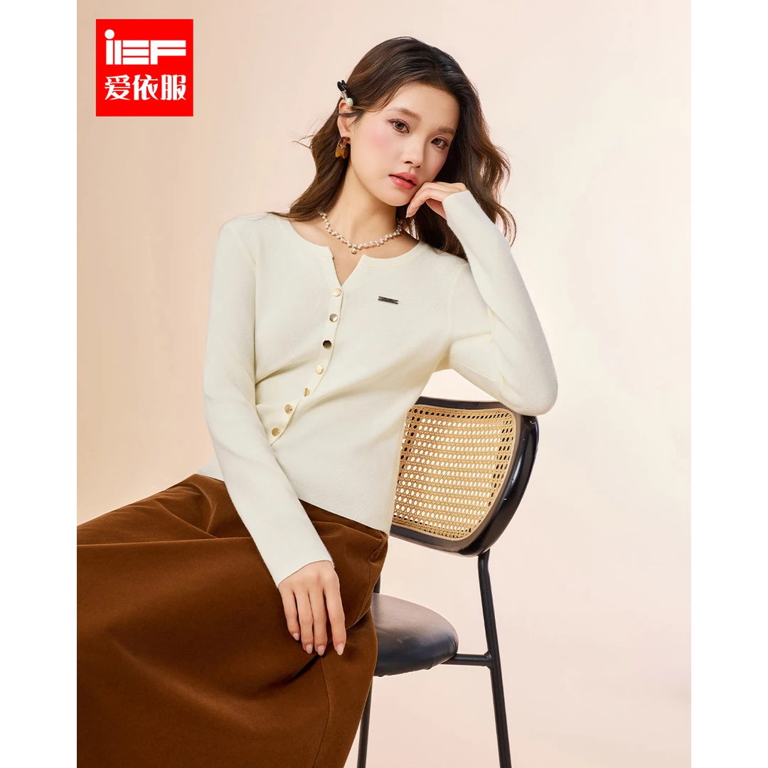 IEF/爱依服2025冬季新款法式温柔小女人气质通勤百搭毛针织上衣