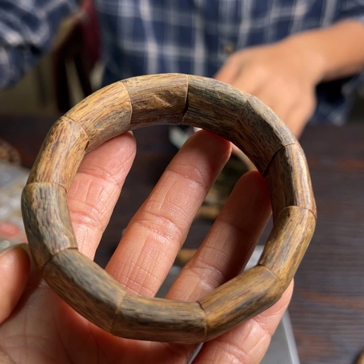 沉香手串乌身24克卡19多样性发一串