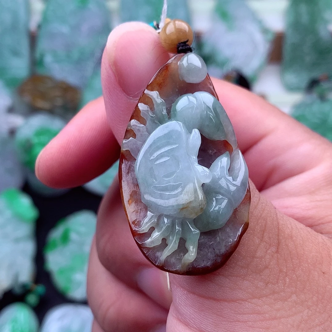 吊坠(不含链)未镶嵌翡翠
