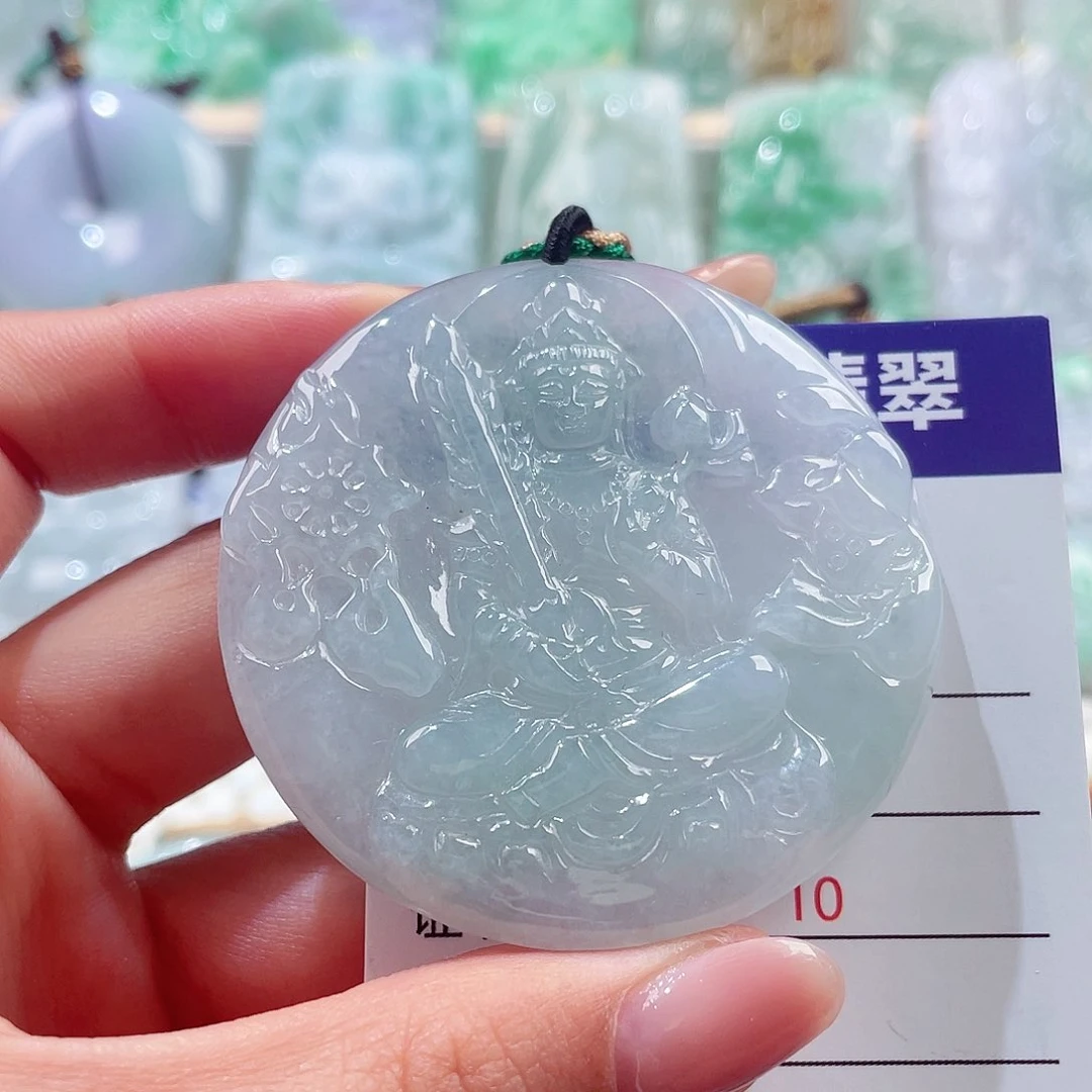 颈饰未镶嵌翡翠虚空