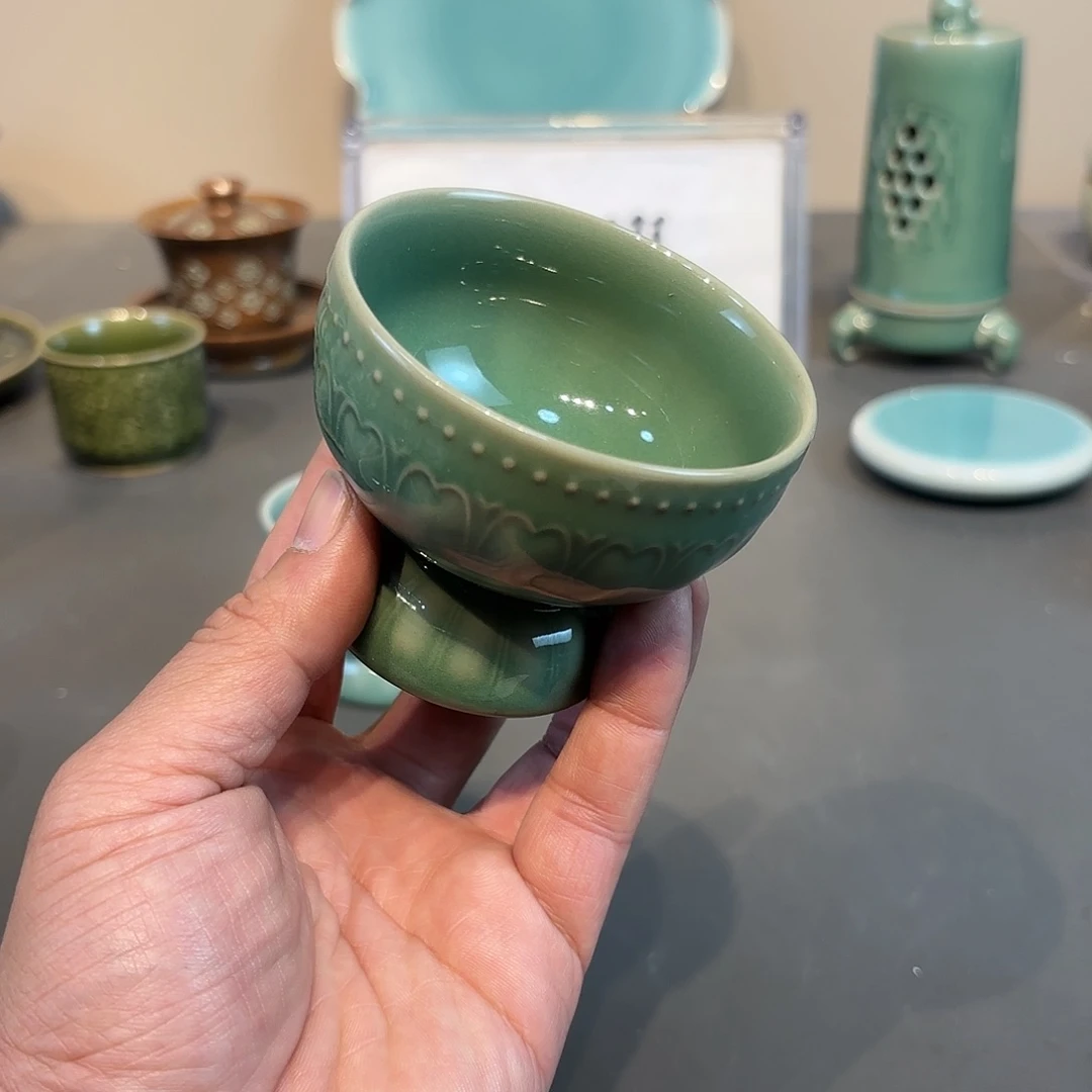 瓷片龙泉青瓷福利青瓷