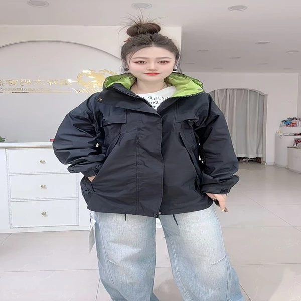 1508欧货帽款收腰风衣