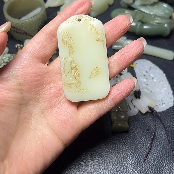 和田玉未镶嵌颈饰