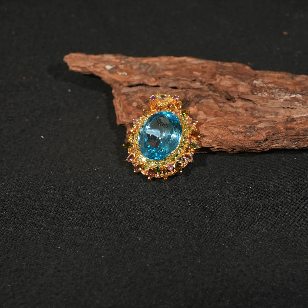 10.21香港王老板-托帕石吊坠5c117