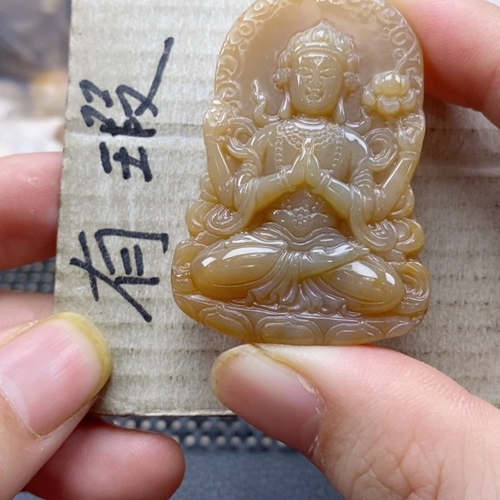 硅化珊瑚（珊瑚玉）颈饰未镶嵌