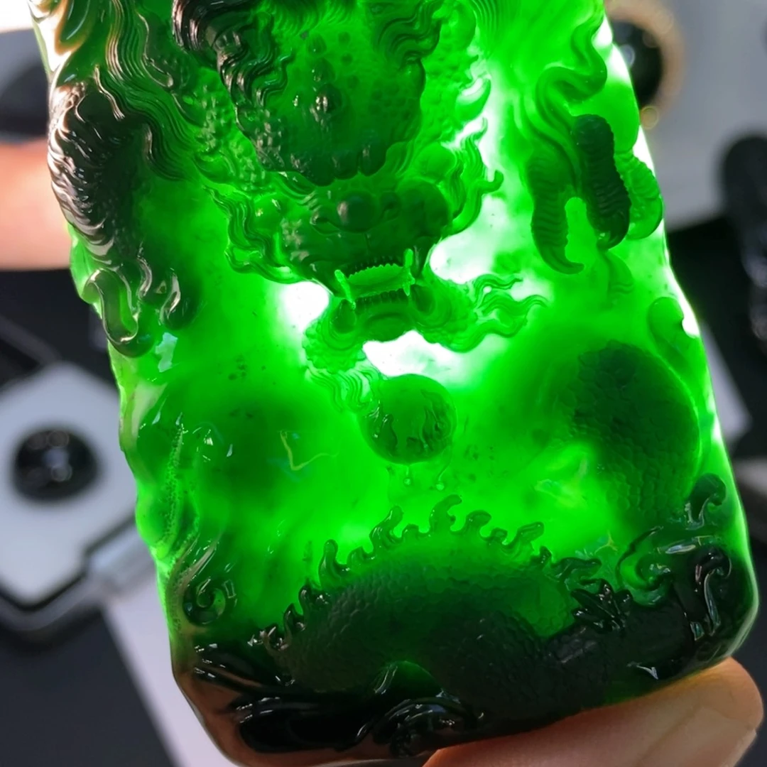 翡翠挂件未镶嵌V****n