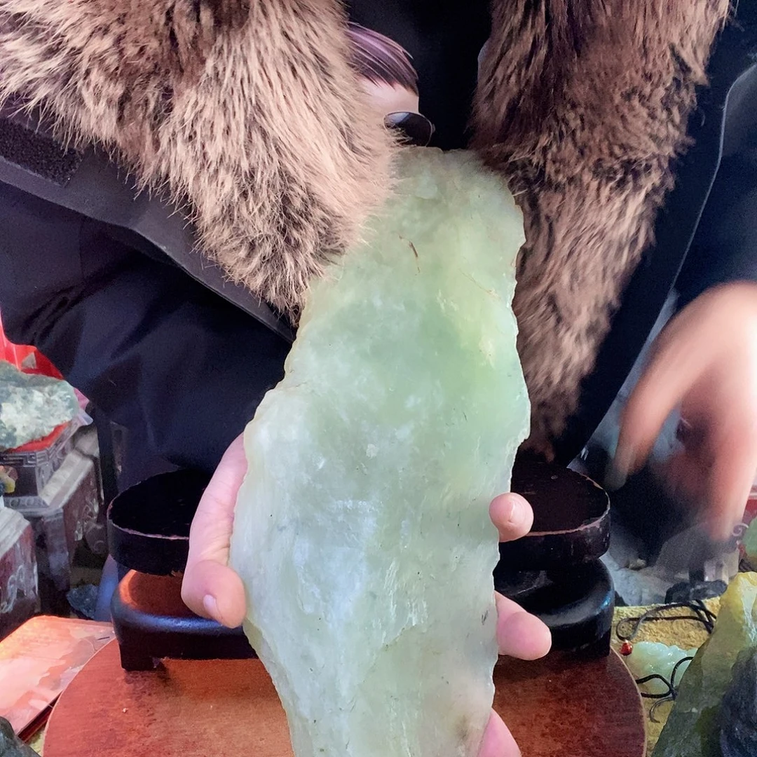 蛇纹石玉未镶嵌珠宝半成品