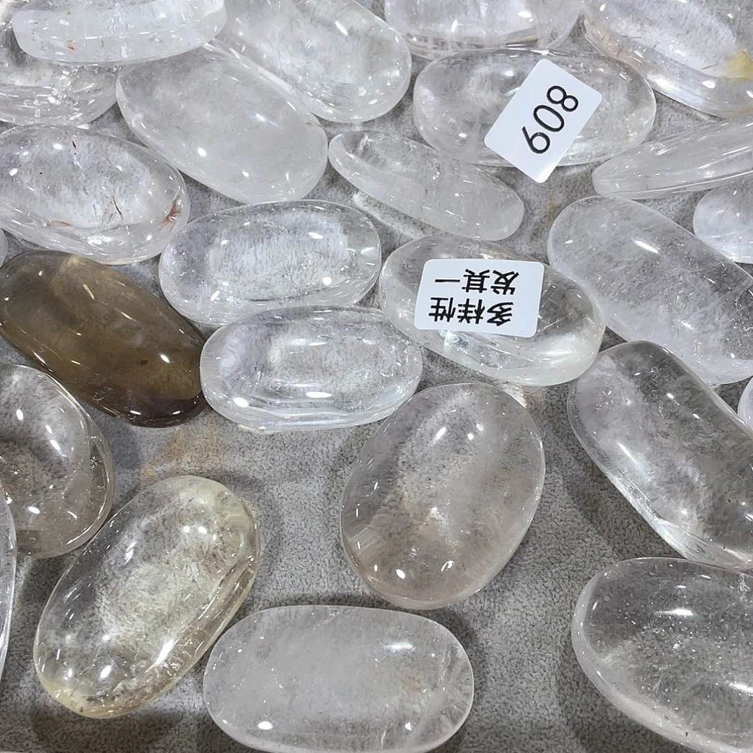 水晶摆件……未镶嵌一个