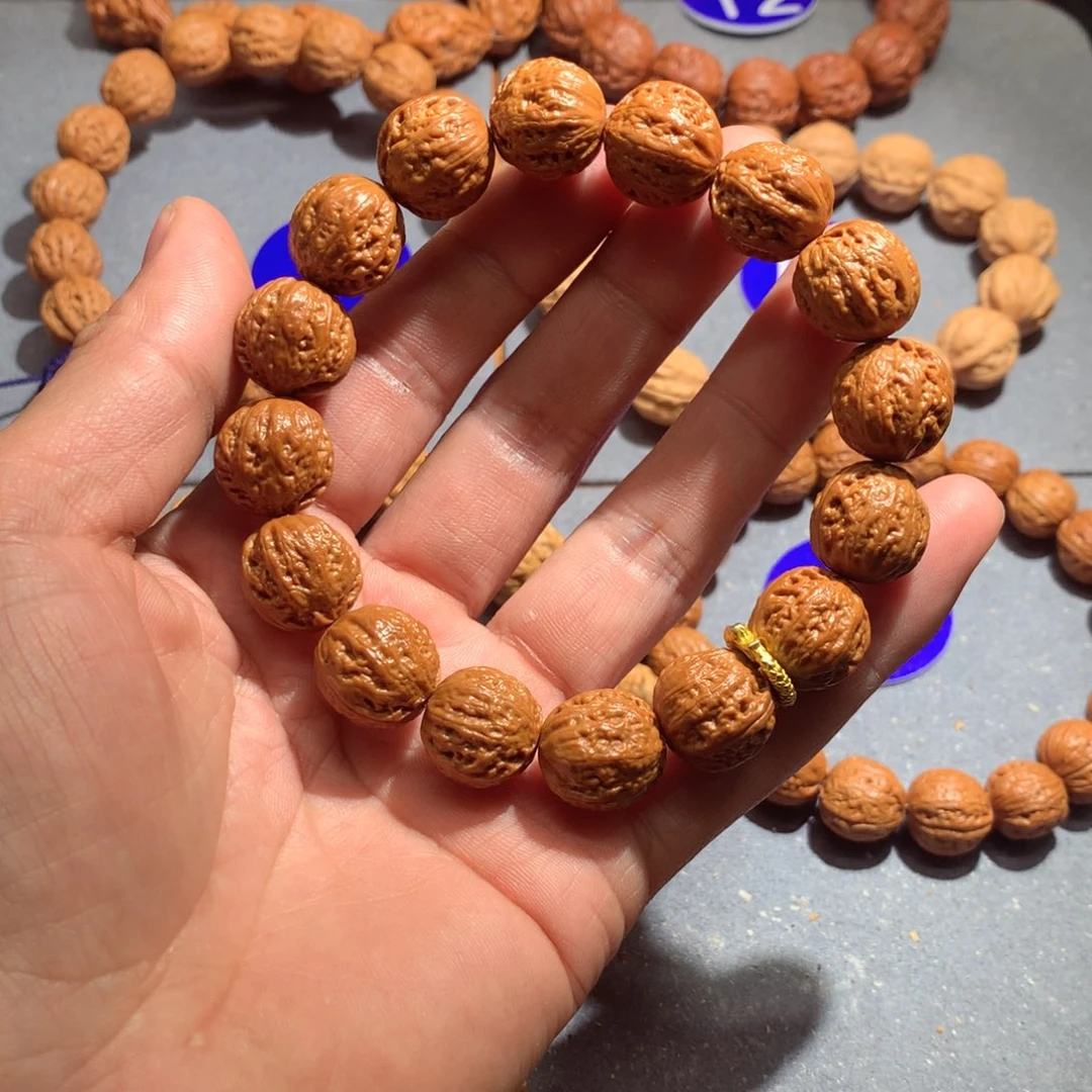 文玩核桃吊坠会**鸡蚂蚁纹八棱