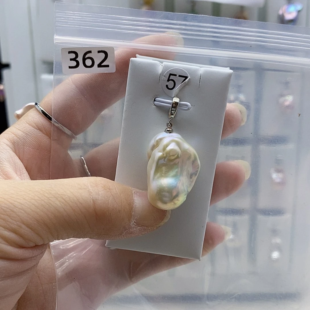 颈饰合金淡水珍珠