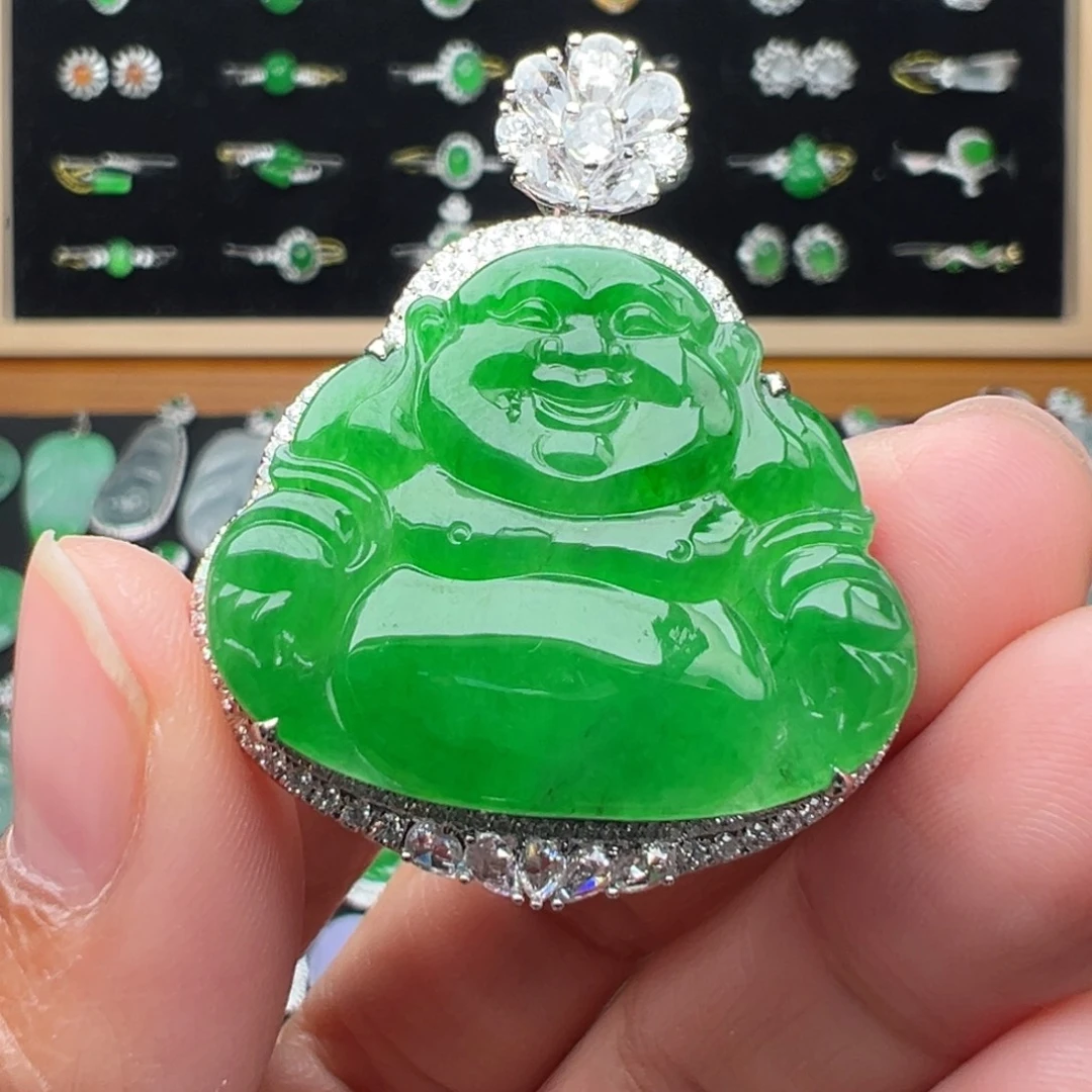 翡翠18K金镶嵌颈饰佛