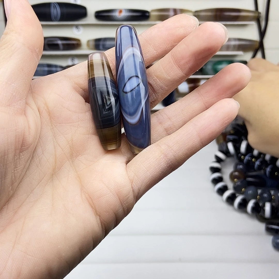 大***鳅玛瑙/玉髓未镶嵌颈饰