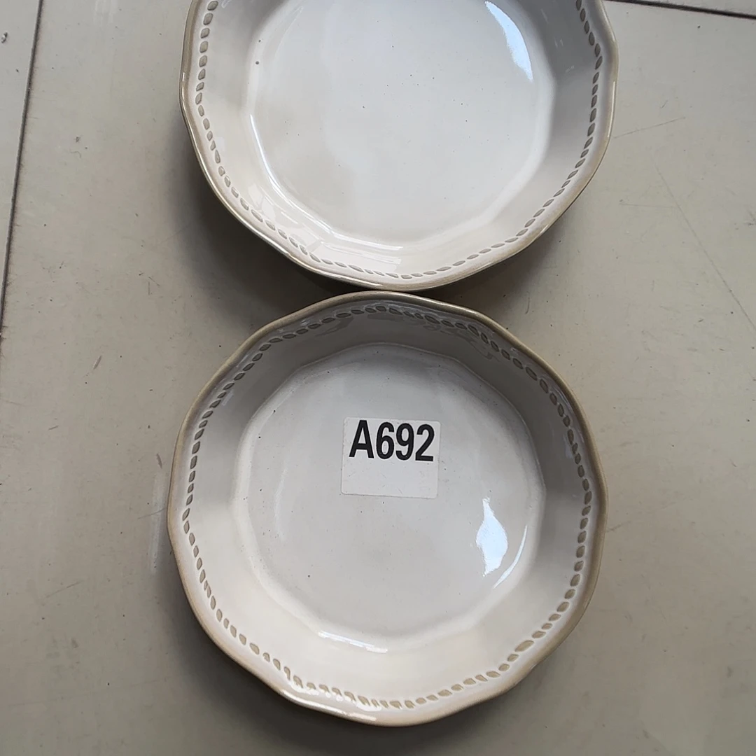 瓷片瑕疵特价陶瓷深盘