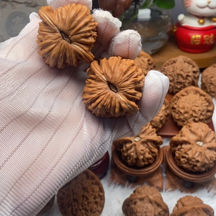 桃核吊坠41尺寸山地楼