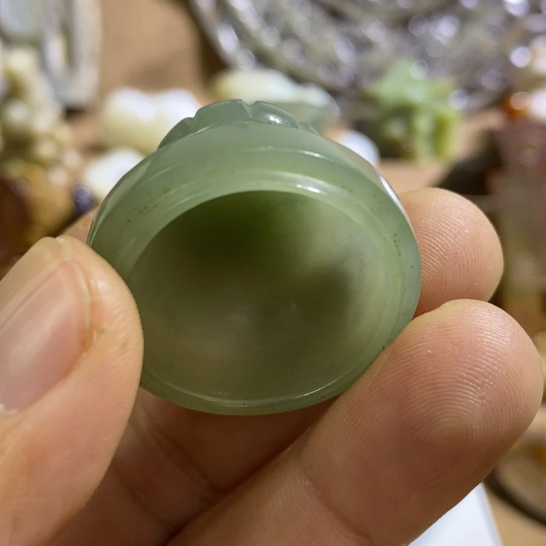 用***9和田玉（糖玉）未镶嵌挂件