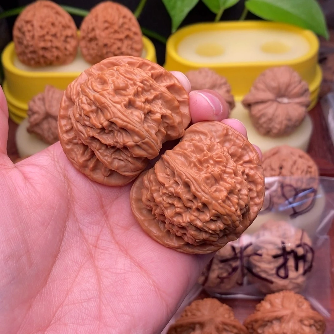 把件文玩核桃往**风45“毕业”大球白