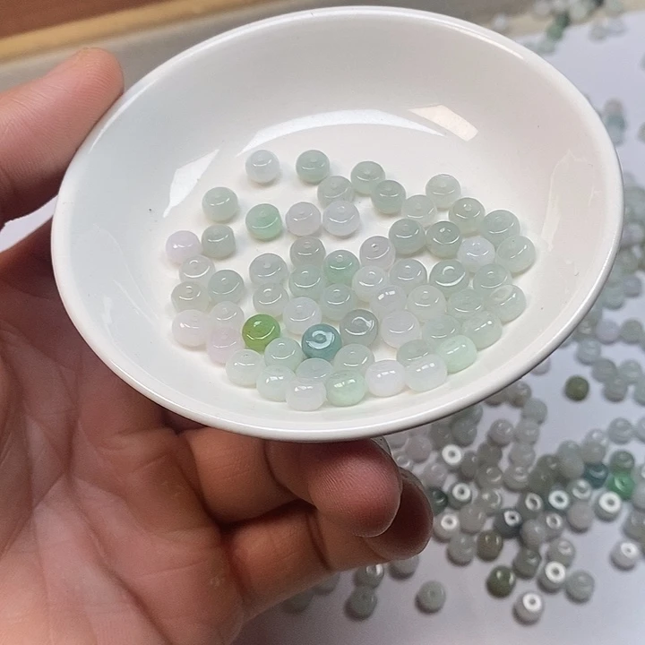 翡翠散珠100颗天然缅甸翡翠
