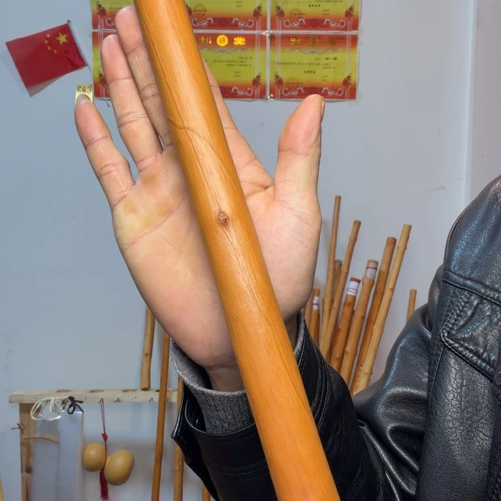 霸***道Fujbhujjcvhhjkkkkjnbbn