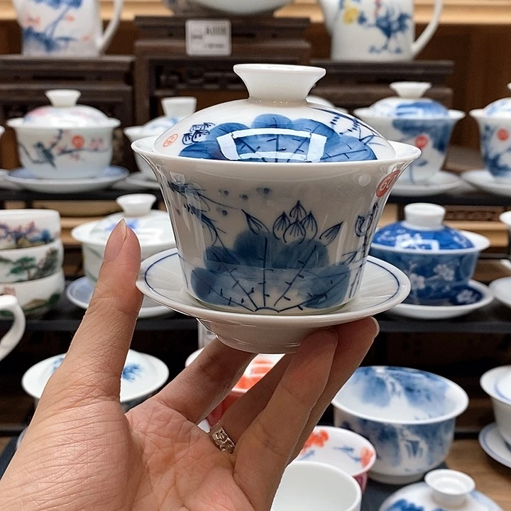 手绘荷花清趣盖碗140cc釉下彩微瑕福利款