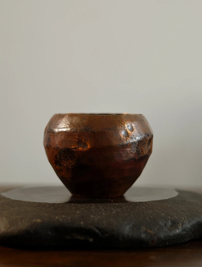 手作铜横纹小茶洗习古器形铜打出多层烧色径12高9口9.5cm350g
