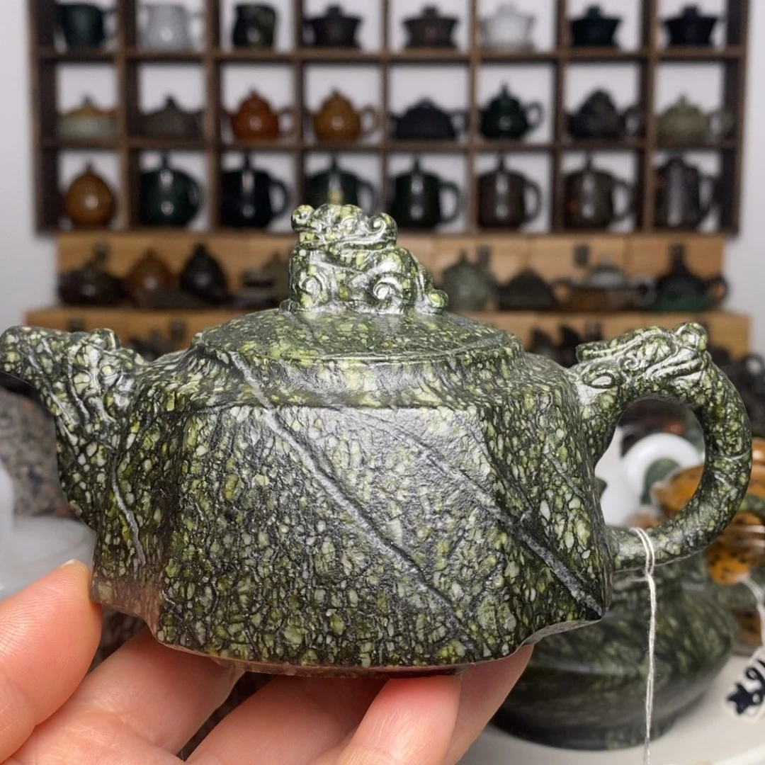 藏玉药王石蛇纹料龙尊壶240cc