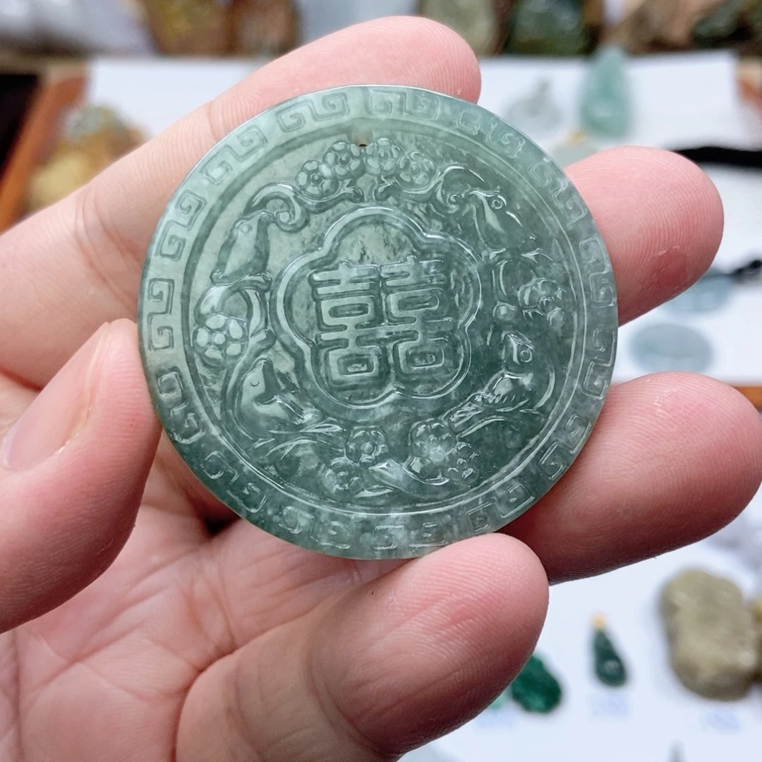 翡翠未镶嵌颈饰喜牌  天然缅甸ａ货翡翠