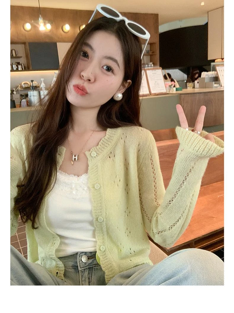 早秋韩系镂空设计小个子甜美短款针织开衫女春秋薄款上衣洋气上衣