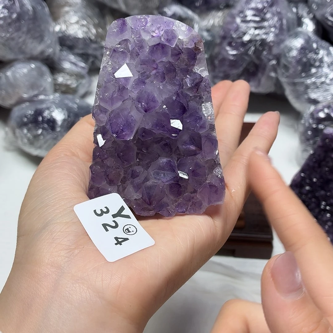 水晶摆件未镶嵌水晶